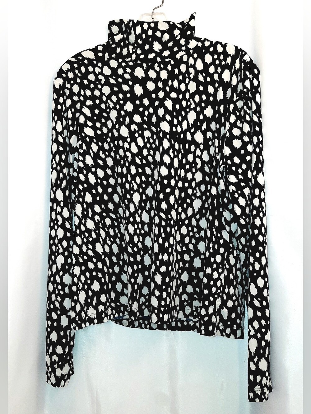 St. John Black & White Spot Print Nuda Jersey Long Sleeve Turtleneck Womens XL
